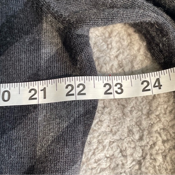 Tiger Woods Collection Wool Sweaters Mens XL Gray/Black V-Neck Pullover Golf coz - Picture 10 of 14